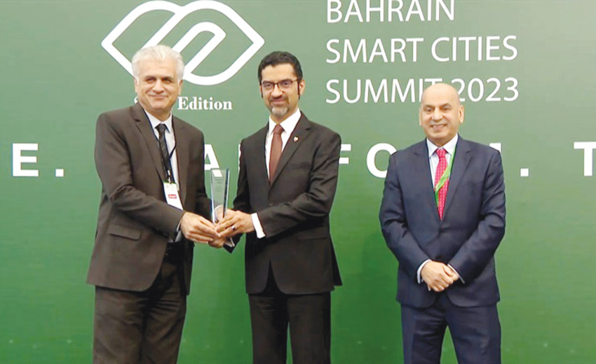 Nasser Center for Research and Development in Artificial Intelligence wins the Best Artificial Intelligence Project Award at the Bahrain Smart Cities Conference 2023